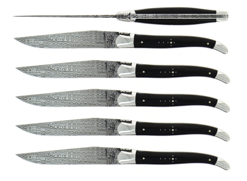 Six couteaux, manches en corne noire, damasquinés, Collection - Forge de Laguiole