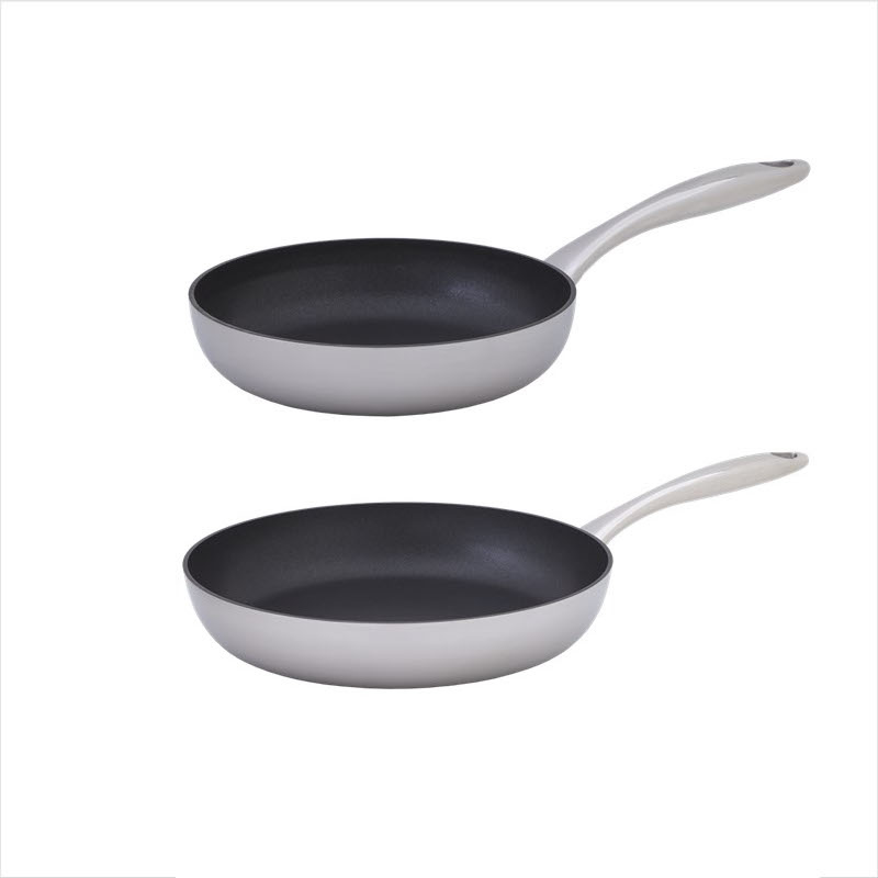 Satake frying pan in lightweight cast iron - Non-stick frying pan