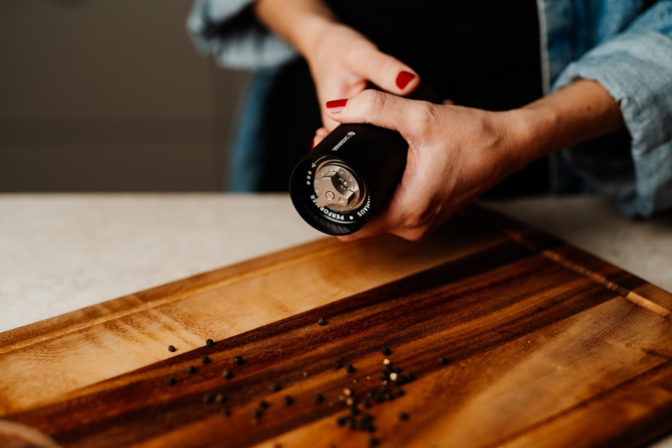 Pepper mill, 13 cm, Performer - Zassenhaus