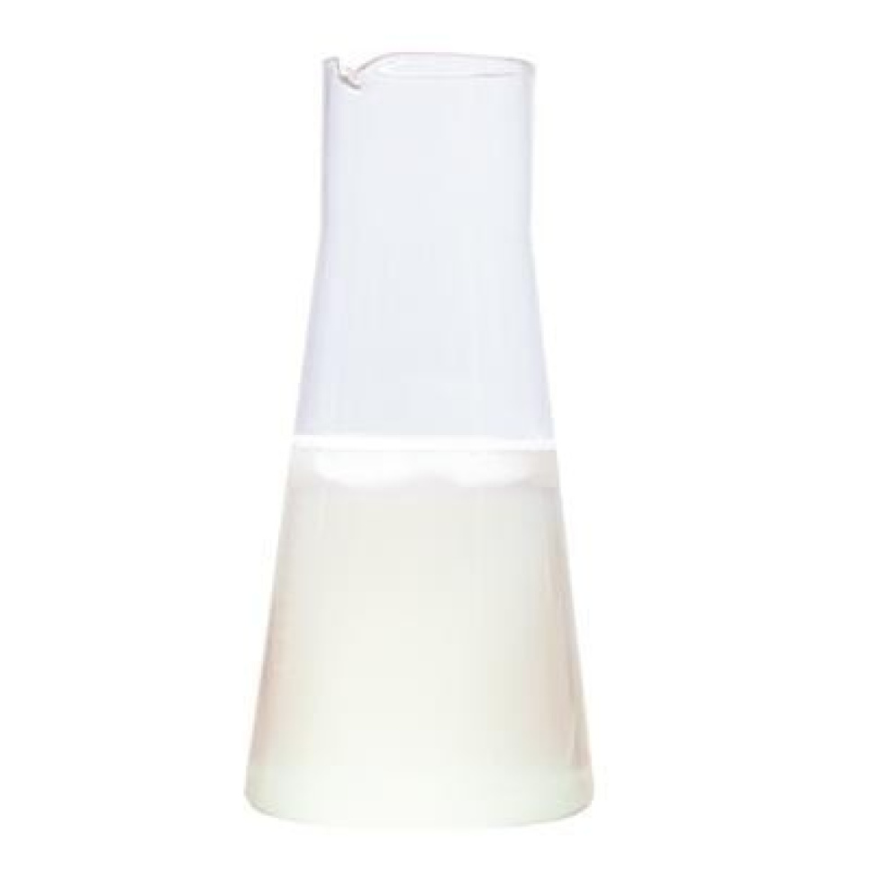 Carafe en verre, 1,1 litre - Ørskov dans le groupe Arts de la table / Cruches et Carafes / Carafe l\'adresse The Kitchen Lab (1082-19896)