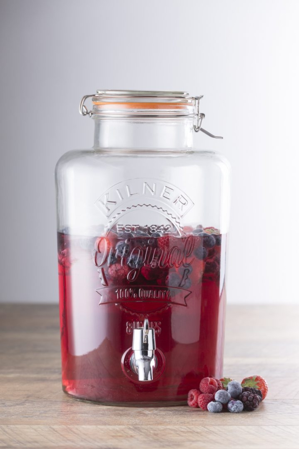 Glass dispenser with tap - Kilner