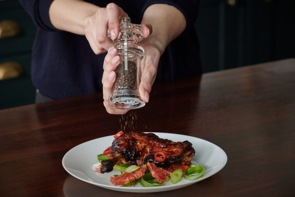 Pepper mill 605, Acrylic - Cole & Mason