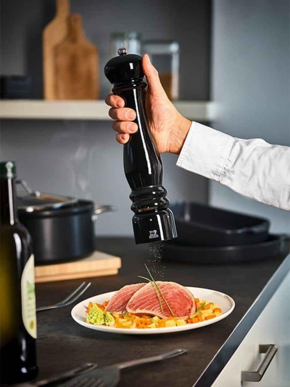 Electric pepper mill, natural, Paris Peugeot Shop online KitchenLab