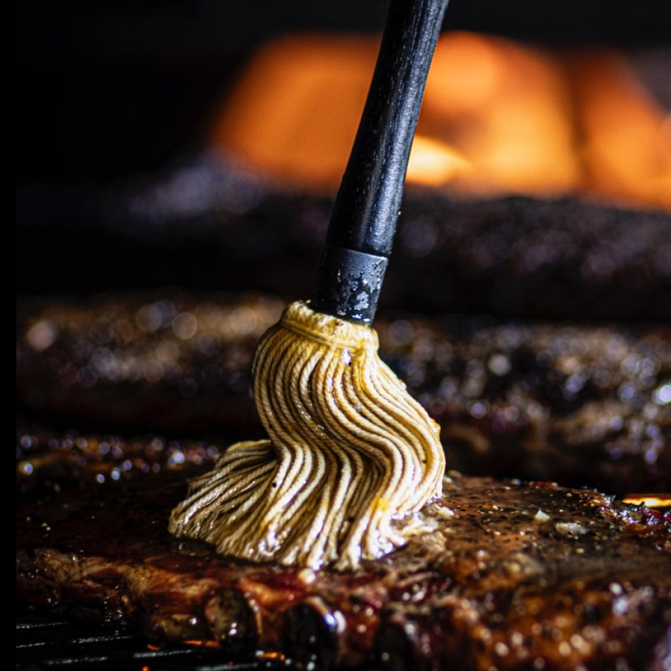 Sauce mop with replaceable heads - Holy Smoke BBQ