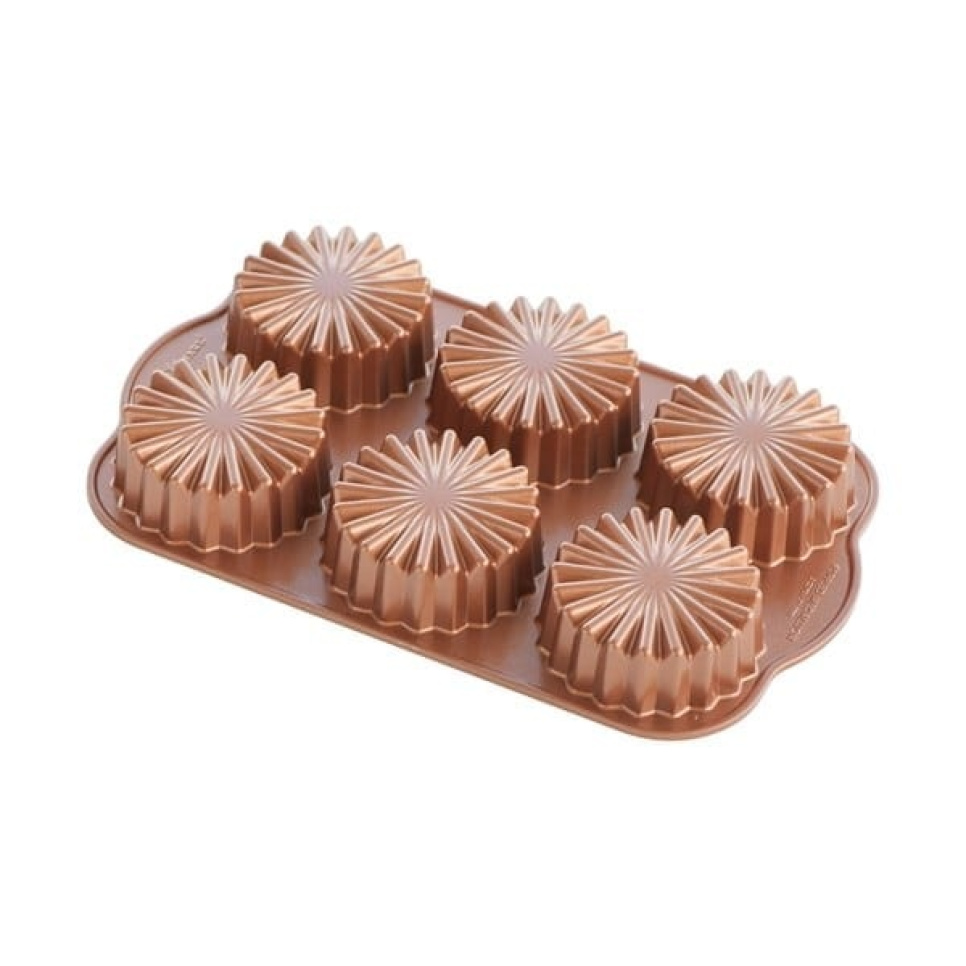 Baking tin Ruffled Medallion, copper - Nordic Ware in the group Baking / Baking moulds / Cake tins at KitchenLab (1288-18324)
