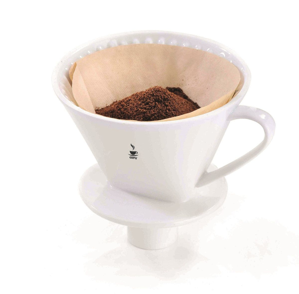 Porcelain filter holder 1x4 - Gefu in the group Tea & Coffee / Brew coffee / Pour over / Filter holder at KitchenLab (1316-28303)