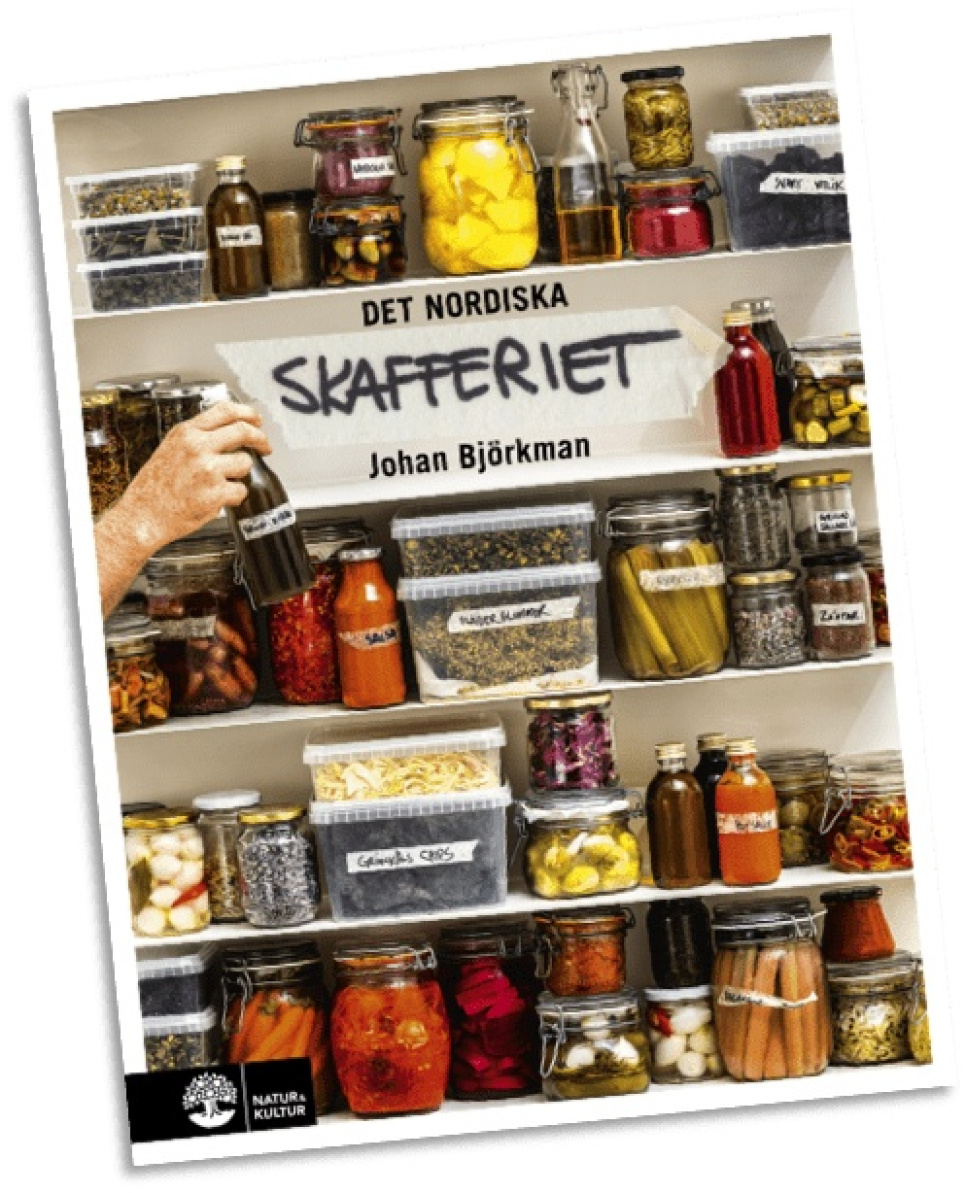 Det nordiska skafferiet: torkning, mjölksyrning, fermentering... av Johan Björkman in the group Cooking / Cookbooks / Fermentation & preservation at KitchenLab (1355-21273)