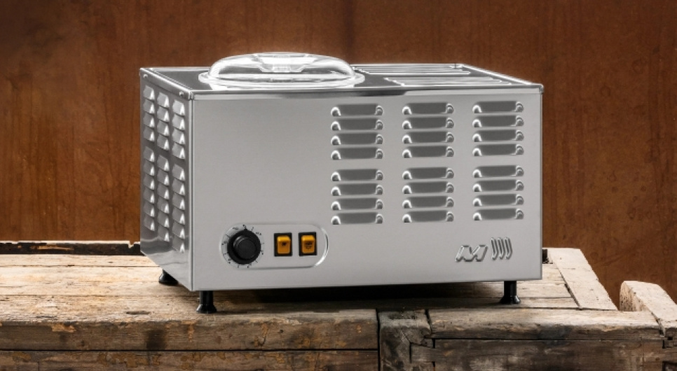 Ice cream machine - Musso Stella
