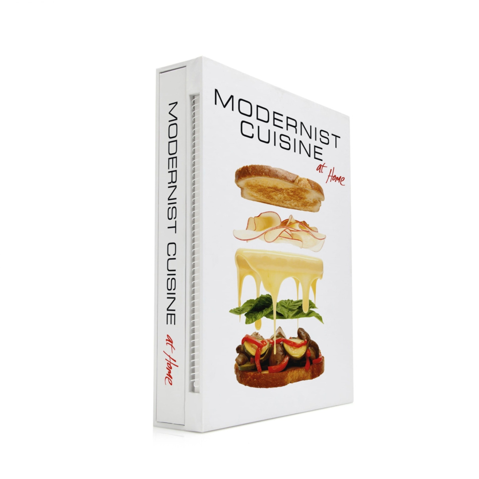 Modernist Cuisine at Home (på engelska) in the group Cooking / Cookbooks / Molecular cooking at KitchenLab (1399-10955)