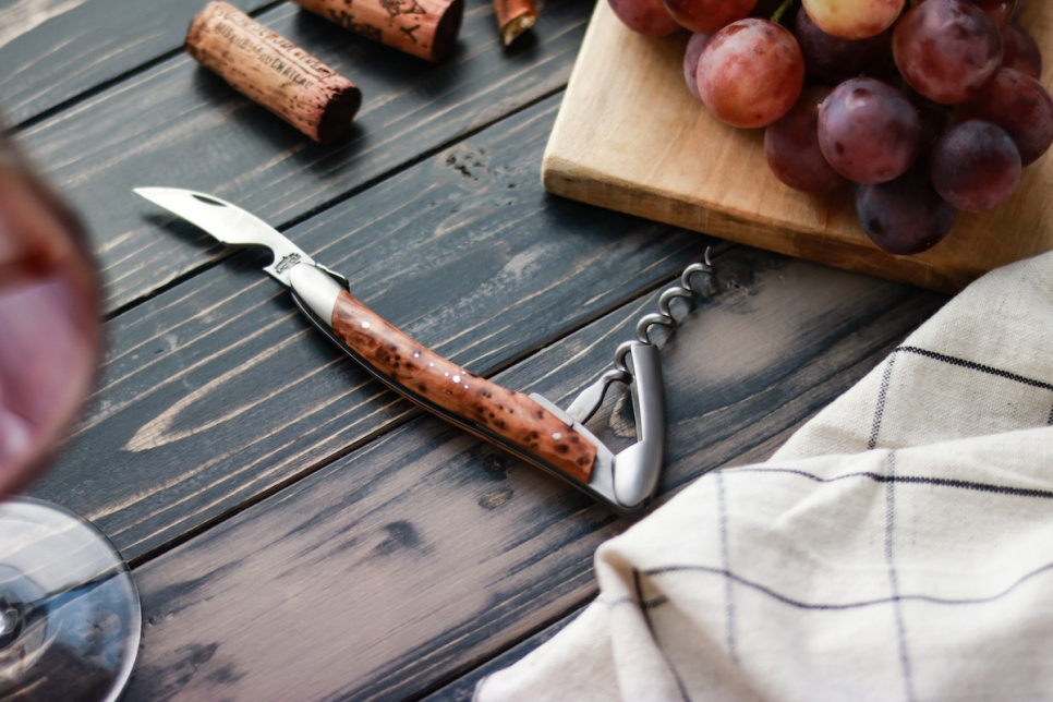 Tuja sommelier knife, polished, Tradition - Forge de Laguiole