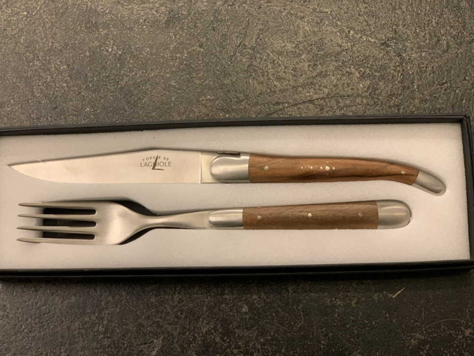 Knife and fork, Olive wood handle, Tradition - Forge de Laguiole in the group Table setting / Cutlery / The cutlery at KitchenLab (1446-23200)