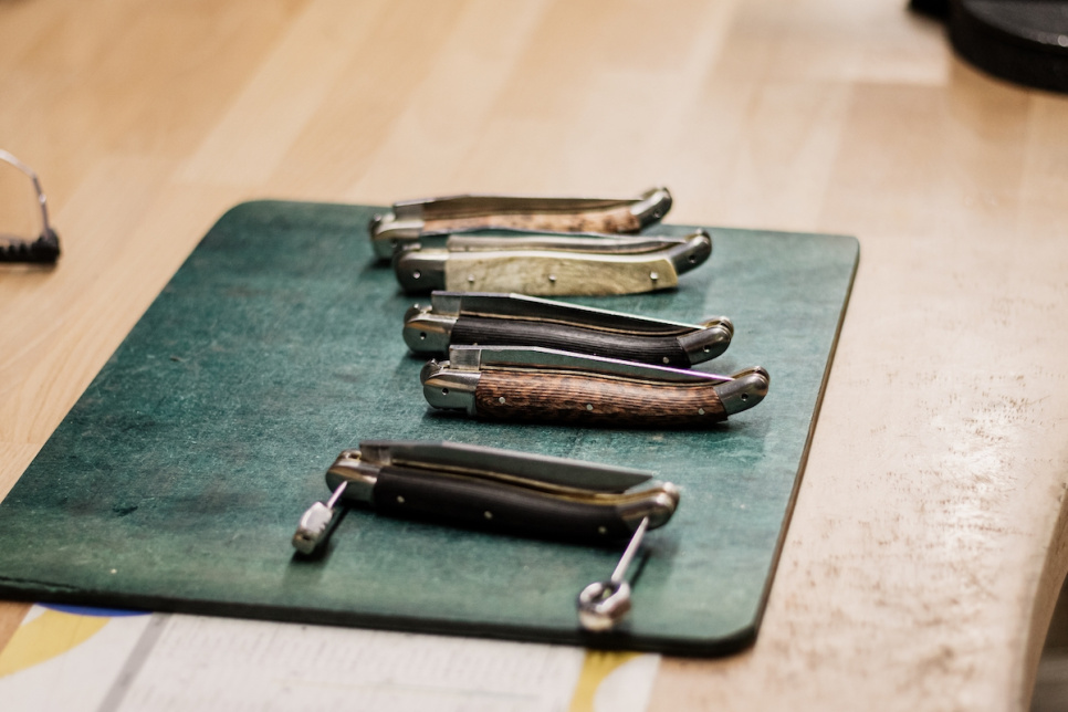 Aubra horn sommelier knife, damascened with decoration, Collection - Forge de Laguiole