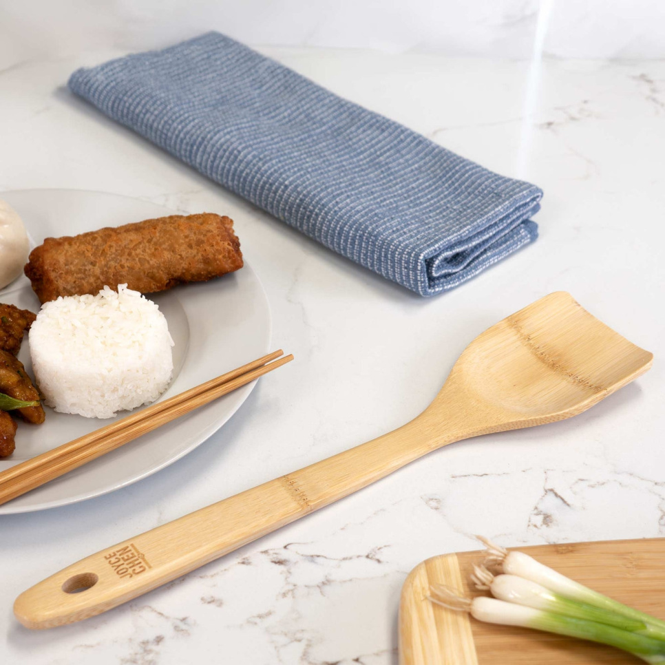 Stir-Fry Spatula in Polished Bamboo, 35 cm - Joyce Chen