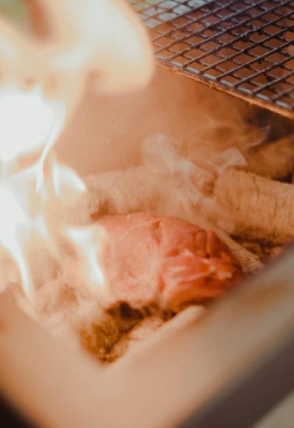 Table Grill/Conro Grill with Stainless Steel Frame, Medium Wide 46 x 36 cm - Kasai