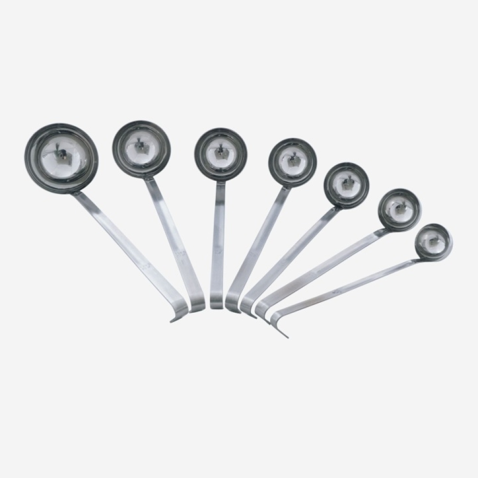 Scoop in strong stainless steel - Östlin in the group Cooking / Kitchen utensils / Ladles & spoons at KitchenLab (1521-22172)
