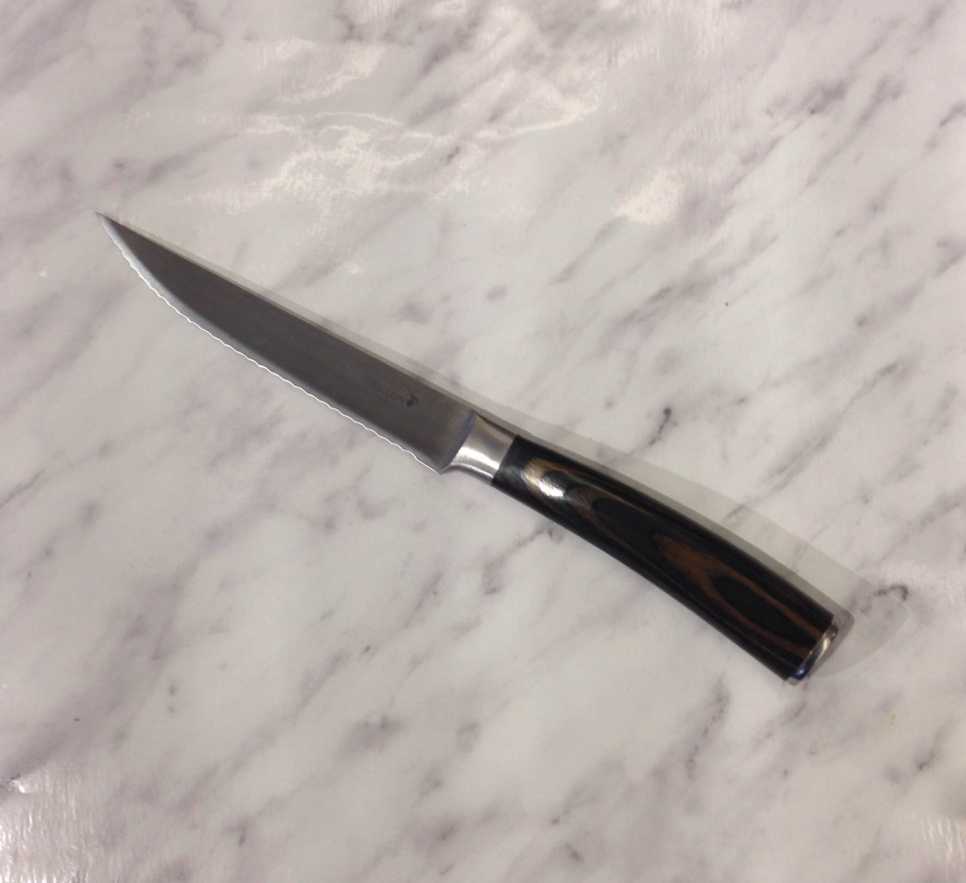 Couteau à viande/couteau à steak 11,5 cm - Déglon dans le groupe Cuisine / Couteaux de cuisine / Couteaux multi usage l\'adresse The Kitchen Lab (1525-14235)