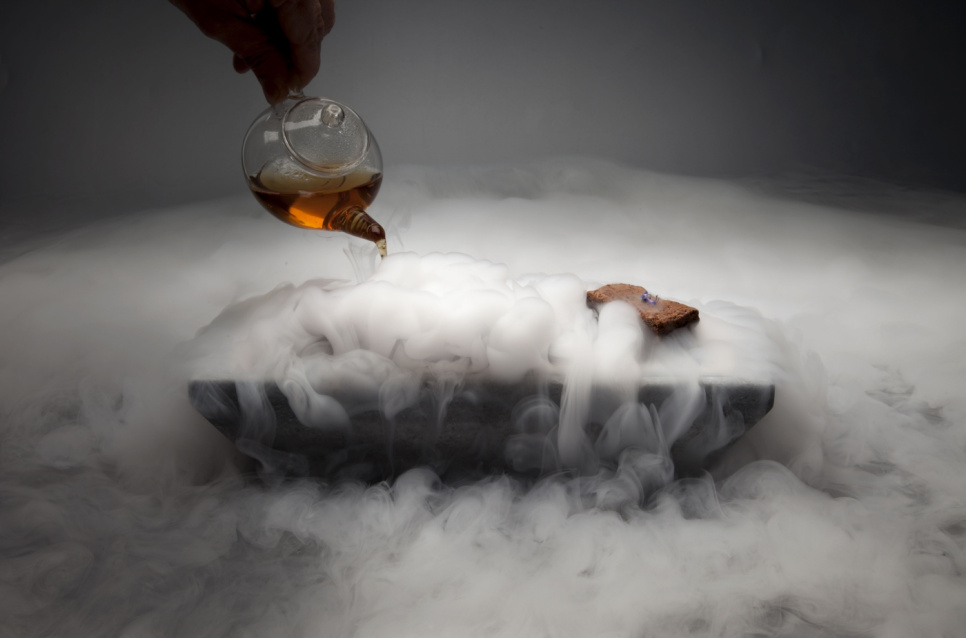 Gril à glace pour servir avec de l\'azote liquide ou de la glace carbonatée - 100% Chef