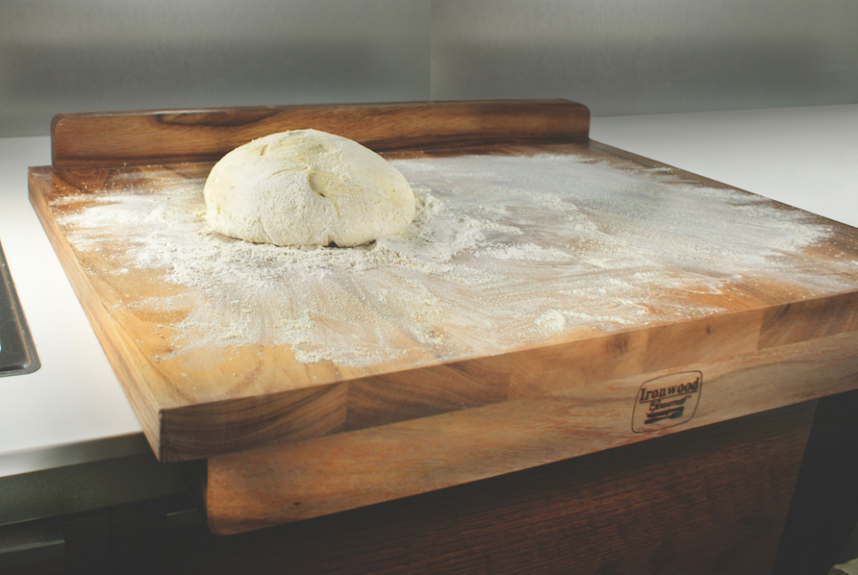 Back table/Chopping board, Acacia - Ironwood