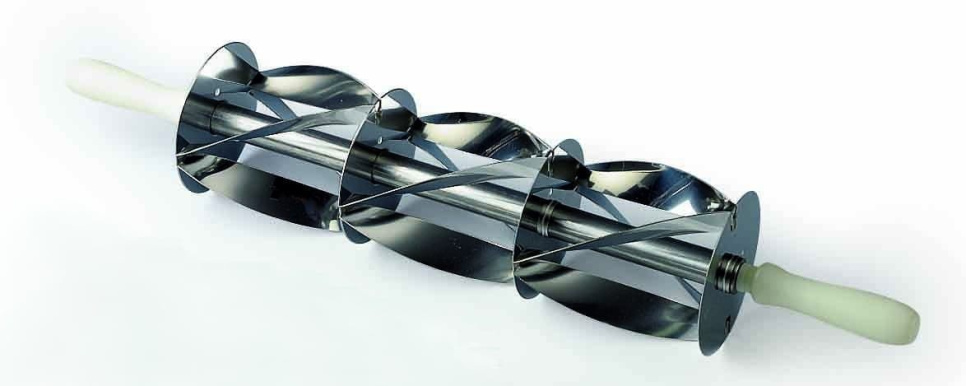 Croissant cutter, three rows - Martellato in the group Baking / Baking utensils / Dough cutters & dough knives at KitchenLab (1710-17466)