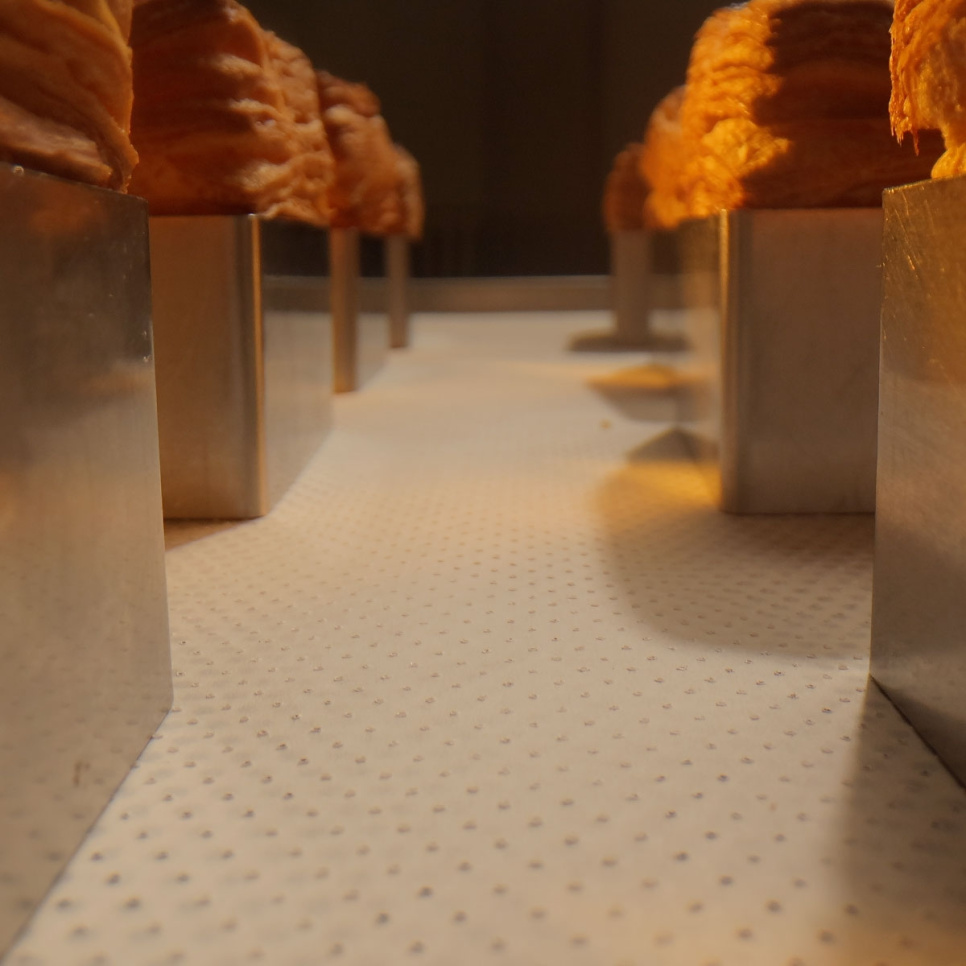 Micropaper, microperforated baking paper 60x40 cm, 200-pack - Martellato