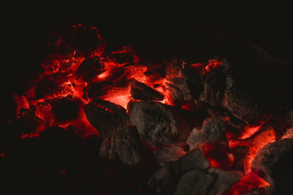 Barbecue charcoal, Chunx XL - Hardwood Lump Charcoal, 15.88kg - Jealous Devil