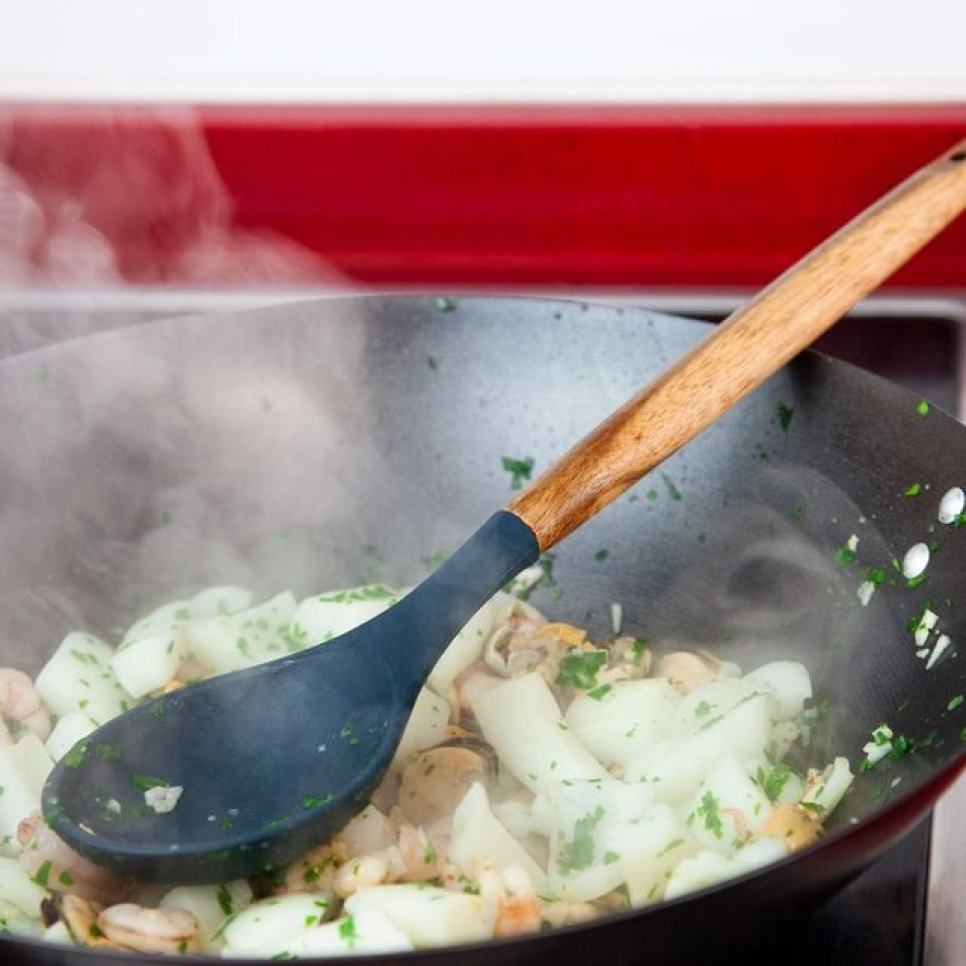 Serving spoon, 32 cm - 3 Claveles