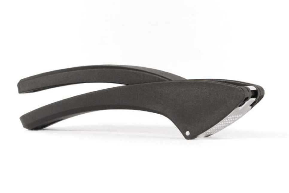 Garlic press, simple - Jonas of Sweden in the group Cooking / Kitchen utensils / Presses & Mortars at KitchenLab (1983-26746)
