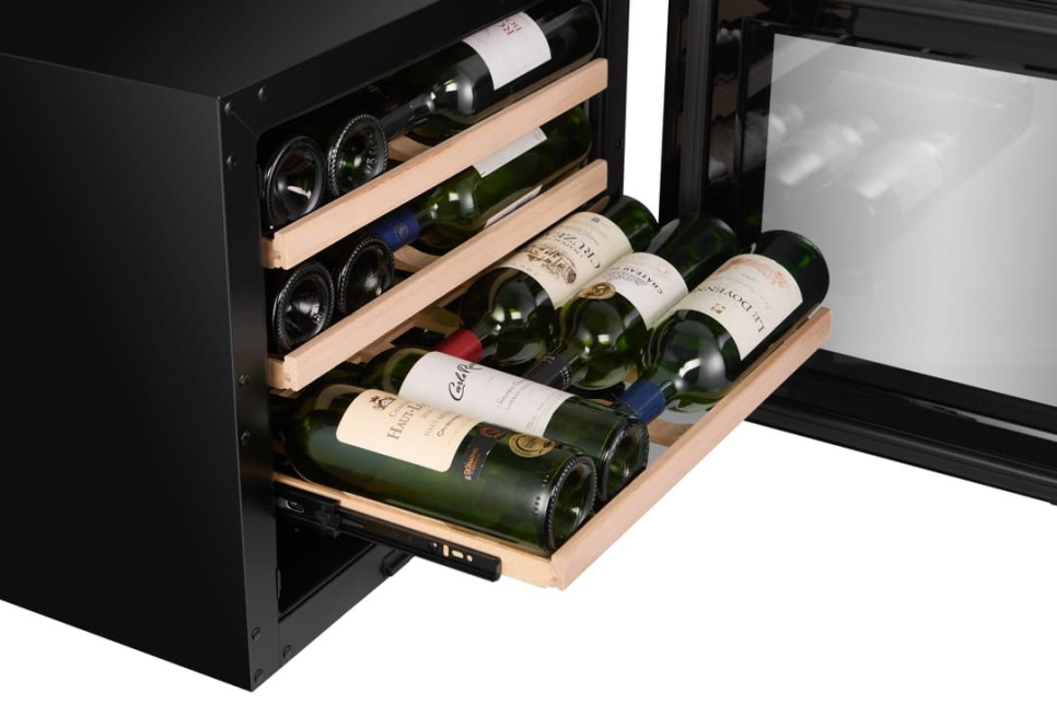 Wine cooler Kitchen Built-in 45, Single zone, Black - Vigneron
