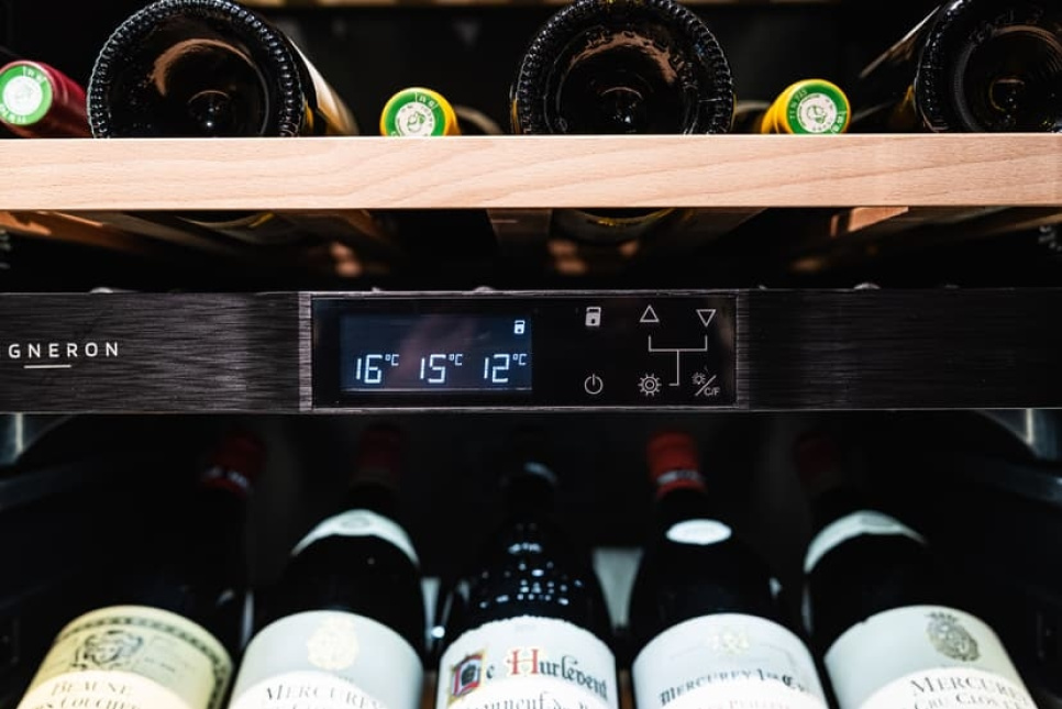 Cave à vin Kitchen Integrated 180, Triple zone - Vigneron