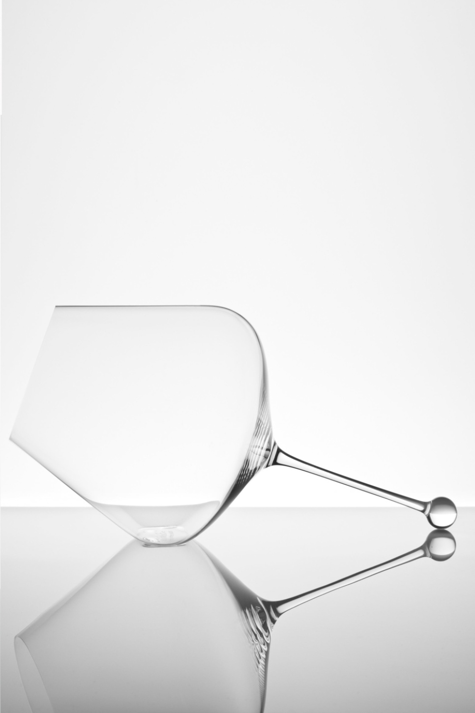 Weinglas, Gravitas Omega, Denk Art - Zalto - 2er-Pack in der Gruppe Bar & Wein / Weingläser / Rotweingläser bei The Kitchen Lab (2142-28022)