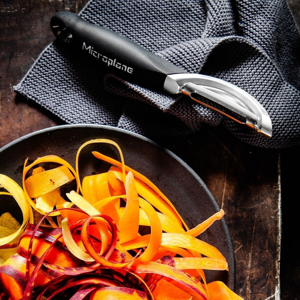 Professional Peeler - Microplane