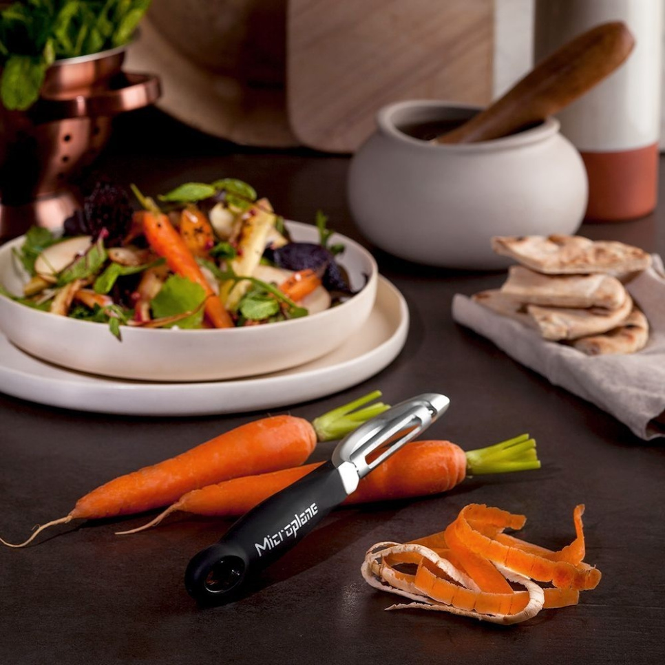 Professional Peeler - Microplane
