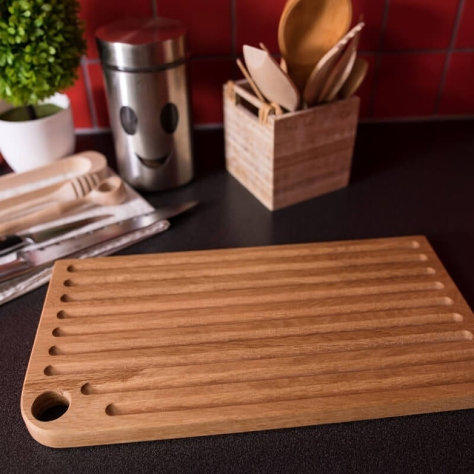Bread Cutting Board in Oiled Oak, Brunch - AT-Line