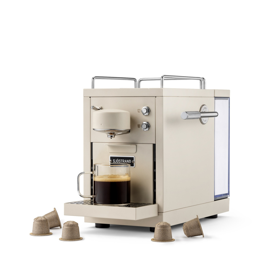 Machine à capsules, The Original Espresso Capsule Machine, Beige - Sjöstrand dans le groupe Thé et café / Café moulu / Machine à café l\'adresse The Kitchen Lab (2237-31694)