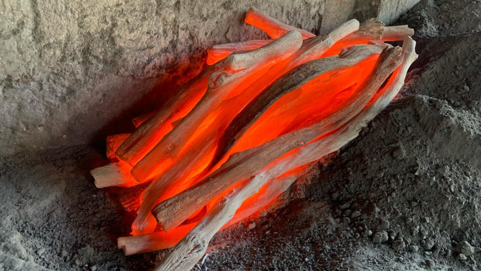Charcoal, Kishu-Binchotan of Ubamegashi oak, cirka 1kg - Kisyu Sumikobo