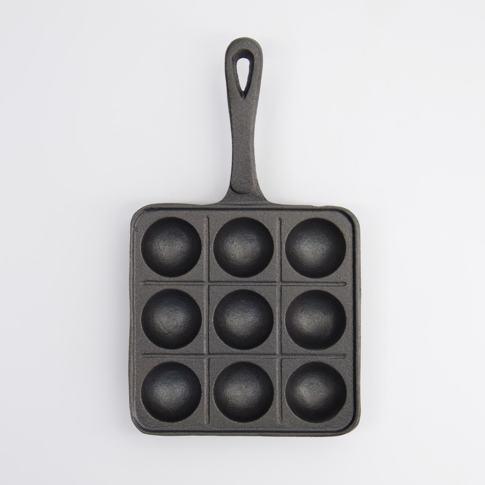 Cast iron takoyaki pan
