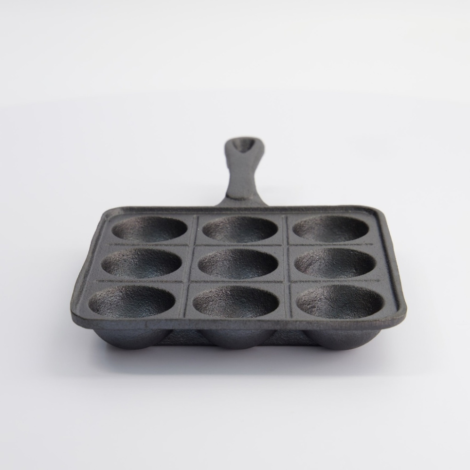 Cast iron takoyaki pan