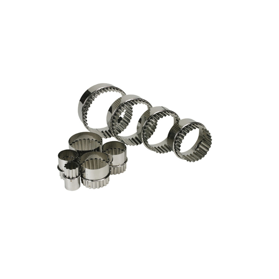 Double-sided cutters, plain and wavy, set of 9 - Schneider in the group Baking / Baking utensils / Cutters & punch rings at KitchenLab (2254-33779)