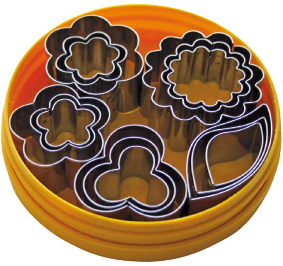 Small cutters, assorted flower shapes in multiple sizes, set of 15 pieces - Schneider in the group Baking / Baking utensils / Cutters & punch rings at KitchenLab (2254-33789)