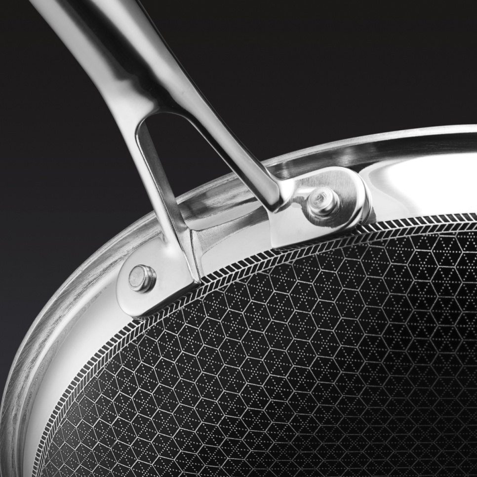 Frying pan, nonstick, 30 cm - Hexclad