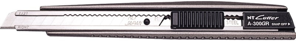 Cuttermesser aus Japan - NT Cutter A-300GR in der Gruppe Backen / Backutensilien / Teigschneider & Teigmesser bei The Kitchen Lab (2290-36294)