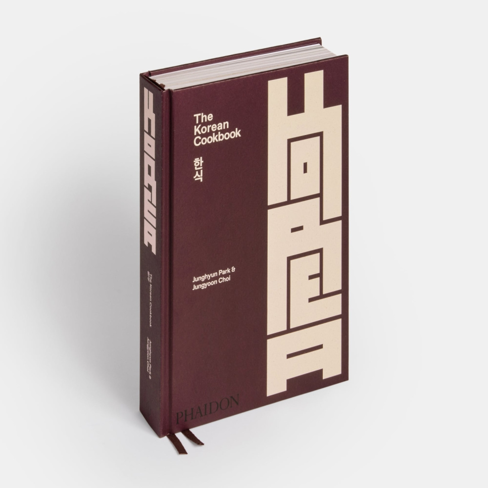 The Korean Cookbook - Junghyun Park, Jungyoon Choi in the group Cooking / Cookbooks / Cuisines & Cultures / Korea at KitchenLab (2304-36137)